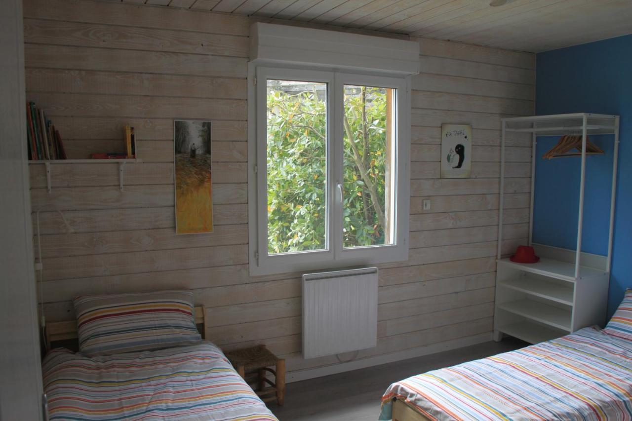 Gite De La Tuillere, Maison Contemporaine En Bois Avec Vue Et Piscine Saint-Aulaire Zewnętrze zdjęcie